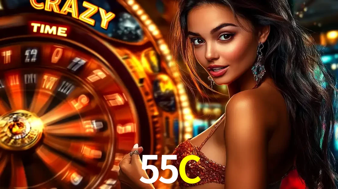 Mulher ao lado da roda de prêmios do jogo de cassino ao vivo Crazy Time, um dos shows de jogos mais emocionantes oferecidos pela plataforma de apostas 55C.